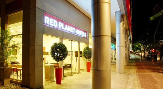 Red Planet Manila Aseana City