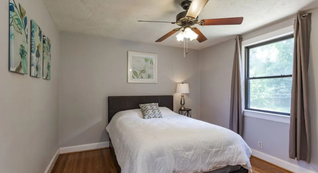 Charming Nashville Cottage - 12 min downtown, Book Feriehus Villaer i Nashville, Villa