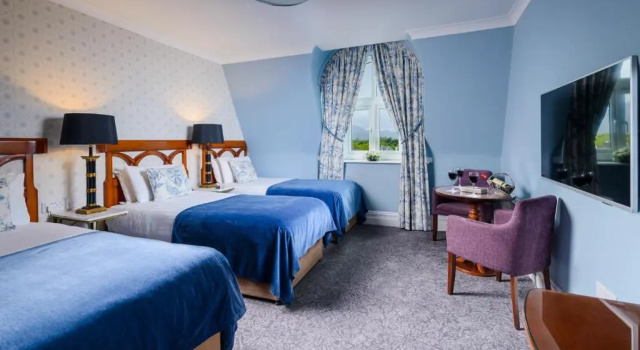Трёхместный номер Standard Killarney Dromhall Hotel