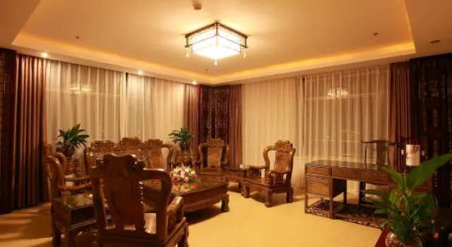 Люкс Jin Di Commercial Hotel