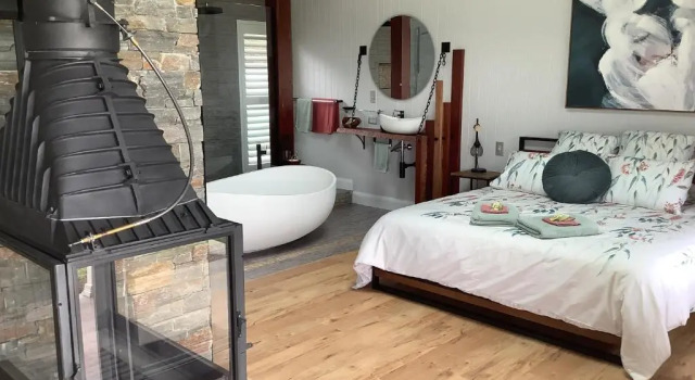 Люкс Deluxe Pericoe Retreat Bed & Breakfast