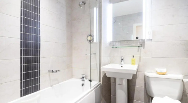 Семейный номер Standard Sunbank House Metro Hotel