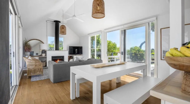 Dimmicks Retreat: 300m to beach, Varaa Hotelli Red Hill 