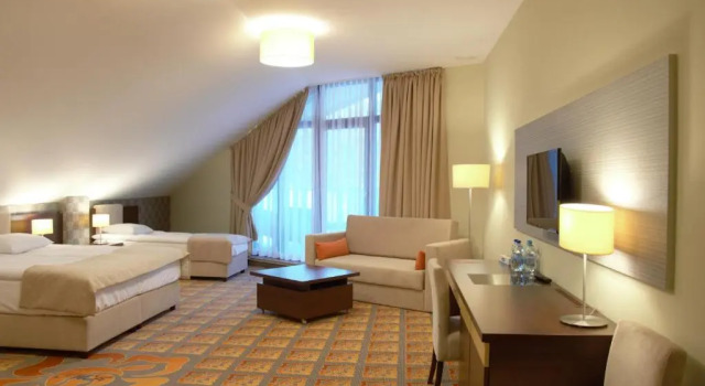 Четырёхместный номер Standard Hotel Via Baltica