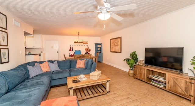 Ocean House 308 Pelican View 3 Bedroom Ocean View, Rezerwuj Hotel Hotele w Saint Augustine Area z parkingiem, Parking