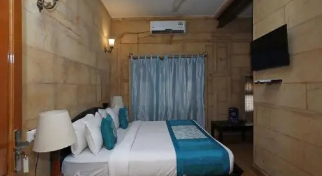 OYO 8100 Hotel Naman Haveli, Забронировать Отель Отели штата Раджастхана с парковкой, Парковка