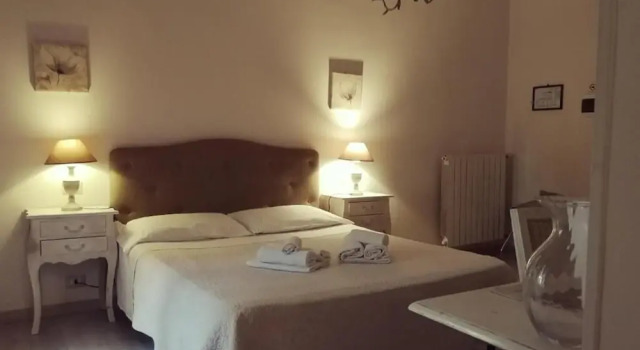Urbana collection guest house