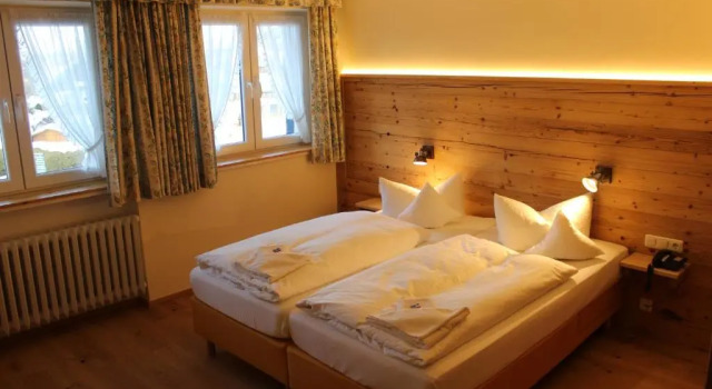 Двухместный номер Standard Hotel Bellevue