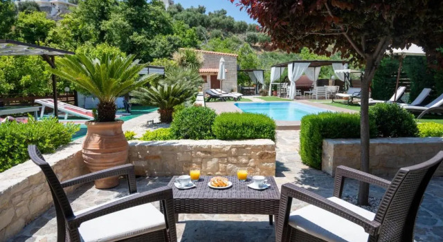 Maratho Villa - With Private Pool