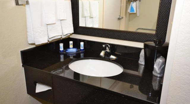 Двухместный номер Standard Fairfield Inn & Suites Jefferson City