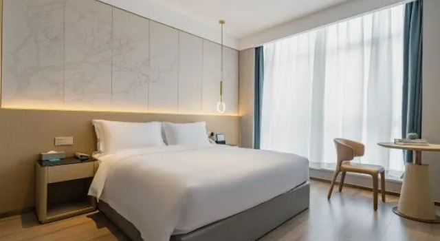 Люкс The Skytel Hotel Shenzhen Central Park