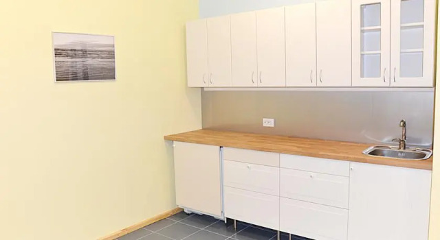 Dzintari Park Hostel, Book Hostel / Vandrerhjem Hostels i Jurmala, Hostel / Vandrerhjem