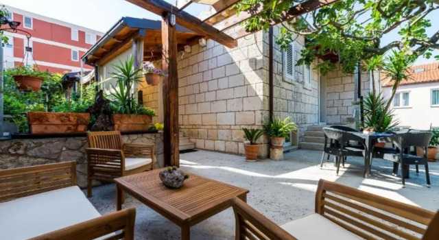 Студия Apartments & Room Frane