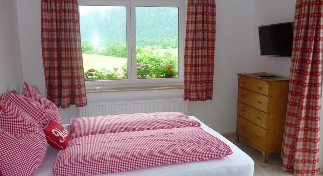 Haus Salzkammergut, Book Hotel Obertraun Dachstein - Krippenstein