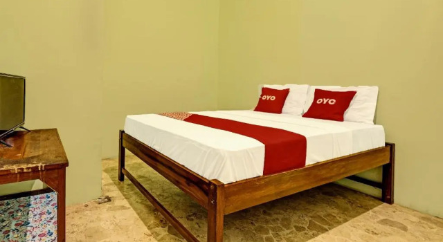 Standard room OYO Life 91682 Homestay Sriti