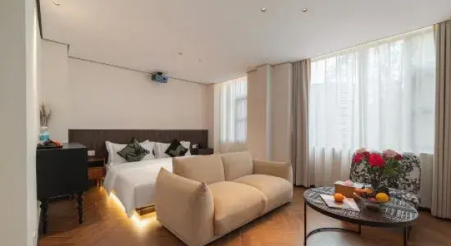 Люкс Mountain Echo River View Resort Homestay (Chenzhou Zixing Dongjiang Lake Branch)