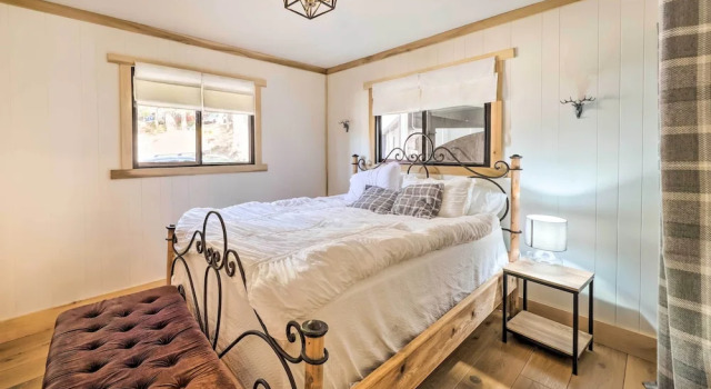 Коттедж Chic Alpine Hideaway: Hiking, Skiing + Exploring!