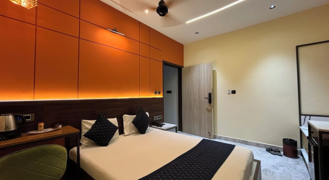 Номер Royal Hotel Ambassador