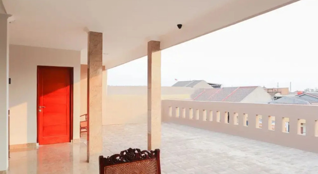 Axl Residence by OYO Rooms, Book Hotel Jakarta Jakarta Province
