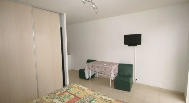 Quiet Apartment in Aregno by the Sea, Varaa Huoneisto  