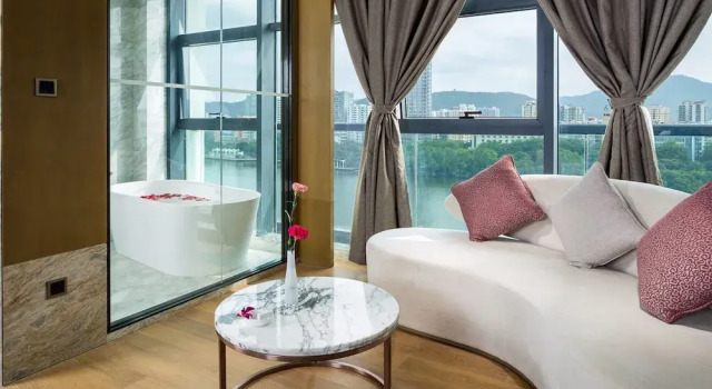 Двухместный номер Deluxe с видом на реку Sanya Shuang Da International Hotel