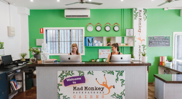 Mad Monkey Central, Забронировать Отель Кэрнс Cairns and Northern Beaches, рядом с The Center of Contemporary Arts