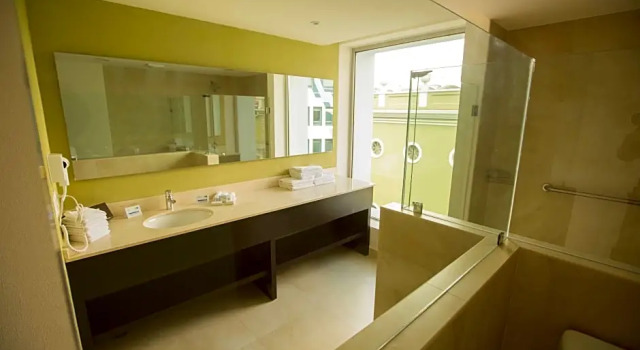 Двухместный люкс c 1 комнатой Holiday Inn Express Xalapa by IHG