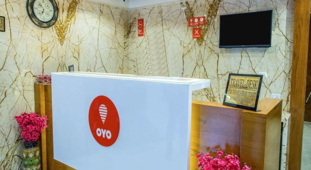 OYO 14432 Jeelan Palace