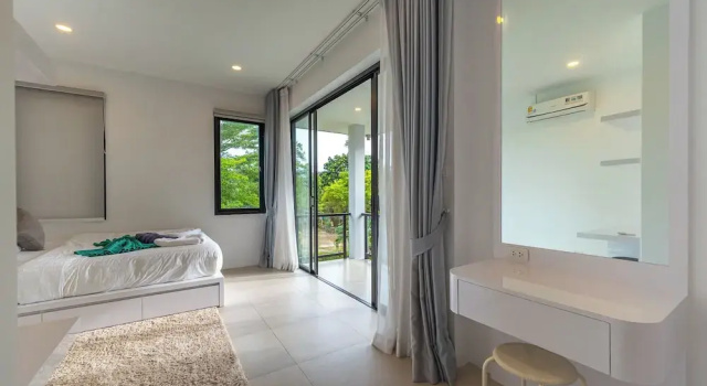 One of Phukets Best Villas V212