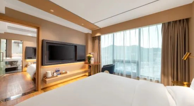Люкс Cheermay Hotels (City Balcony Beach Store)
