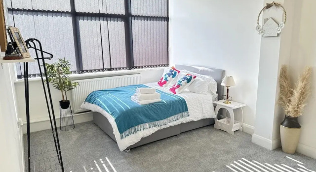 Апартаменты 2 Bed Apartment - Sleeps 4 - Wifi - Parking