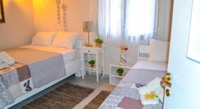 Nikos Stone House 80m from the beach with wifi, Book Hotel Gerakini 
