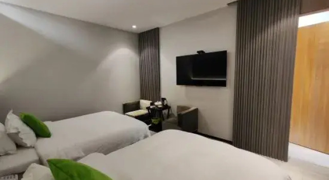 Семейный люкс с 3 комнатами Ls·Shangpin Hotel (Shantou High-speed Railway Station)