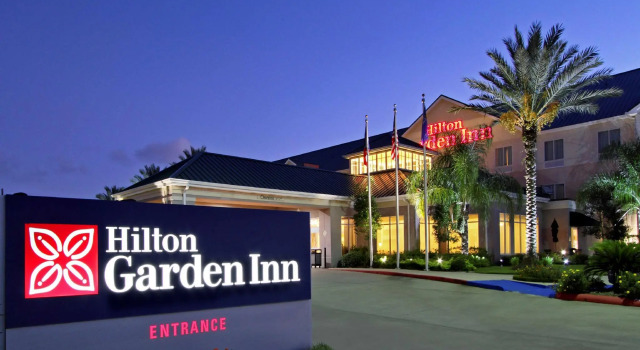 Четырёхместный номер Standard Hilton Garden Inn Beaumont
