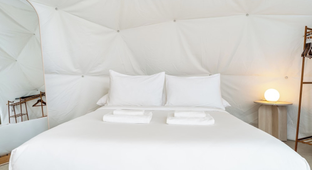 Grood Glamping, Rezervovat Kemp Hotely v Central Thailand se snídaní, Snídaně