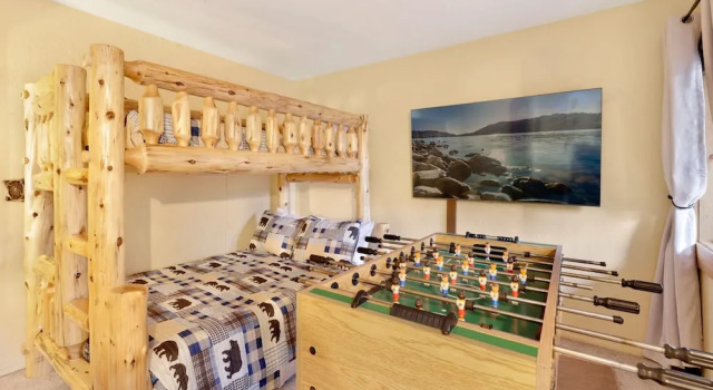 Inn Between Pines#1411, Забронировать Дом для отпуска Виллы Биг-Бэр-Лейк, рядом с Зоопарк Big Bear Alpine, Вилла