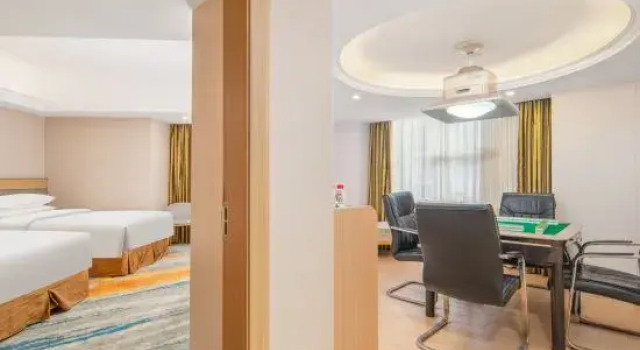 Люкс Deluxe Enjoy Huaji Hotel Apartment