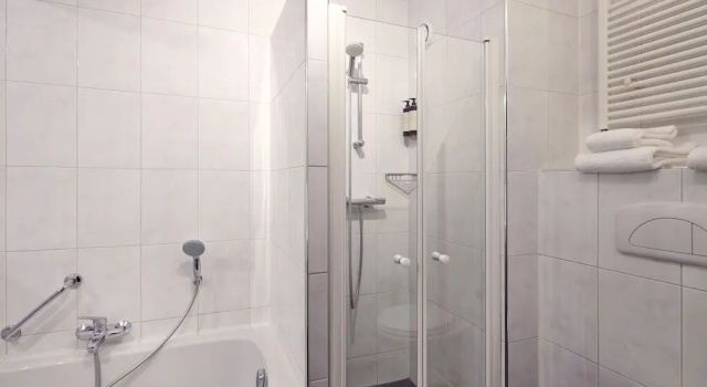 Двухместный номер Comfort Van der Valk Hotel Arnhem