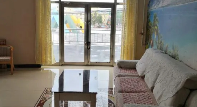 Семейный люкс Deluxe Yunhai Hotel