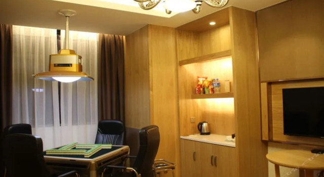 Ziguang Boutique Hotel, Boek Boutique Hotel Hotels in Zhaotong met parkeren, Parkeren