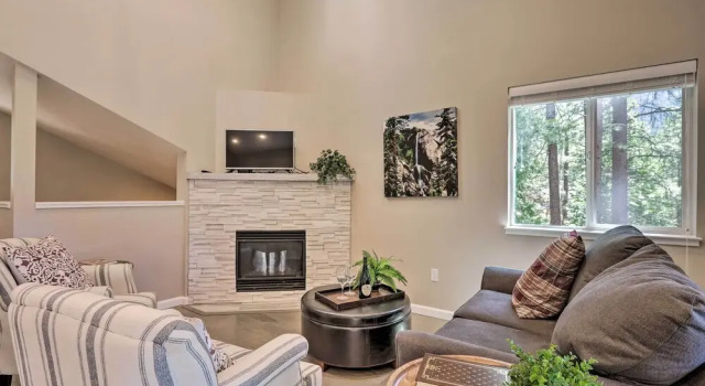 Апартаменты с 2 комнатами с балконом 1 Mi to Skiing & Beaches: Incline Village Home