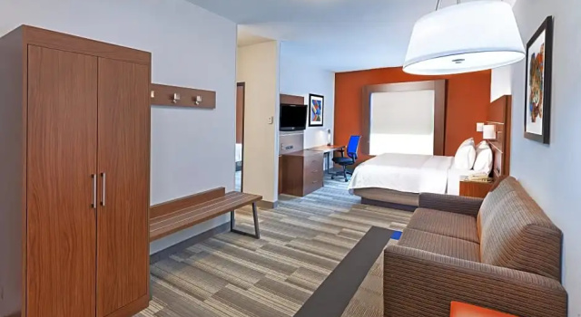 Люкс c 1 комнатой Holiday Inn Express Hotel and Suites Jasper by IHG
