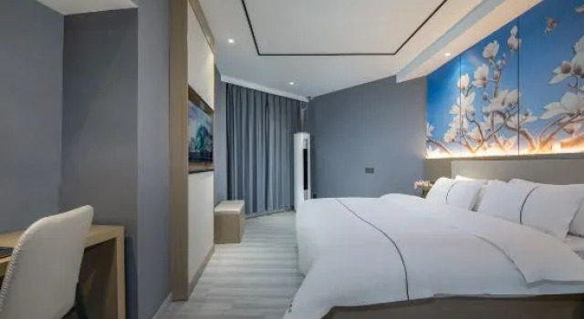 Люкс Magnotel Hotel (Liye Baisanbon Shanghecheng Store)