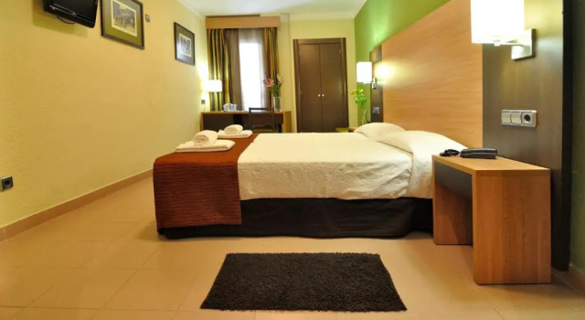 Двухместный номер Standard Hostal Ballesta