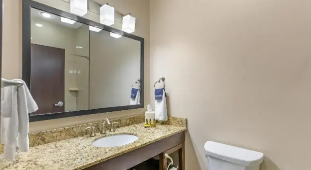 Четырёхместный номер Standard Best Western Plus Havre Inn & Suites