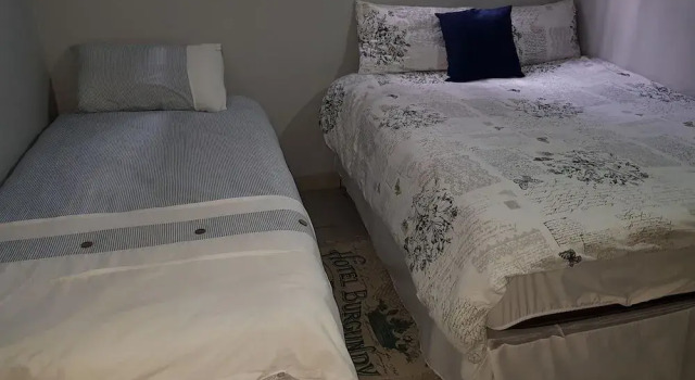 Brownstone Backpackers, Забронировать Отель Йоханнесбург Гаутенг, рядом с Market on Main
