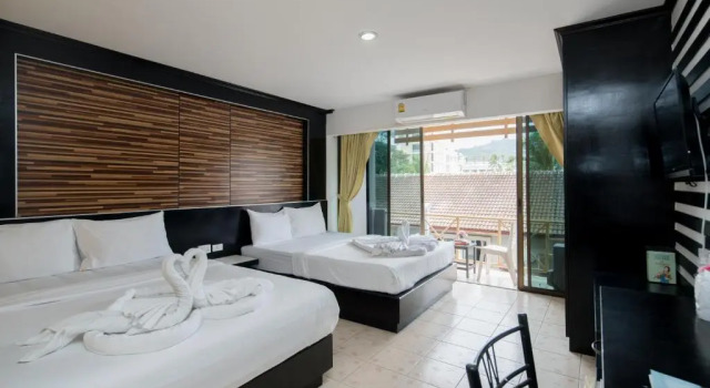 Четырёхместный номер Standard с видом на море Royal Beach Residence, Patong Beach