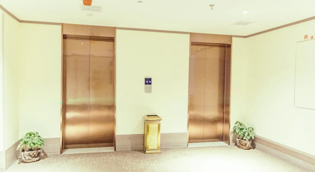 Hanting Hotel Yiyang Taojiang Huatong Cheng, Забронировать Отель Таоцзян Хунань