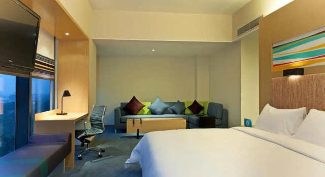 Двухместный номер Standard с видом на город Aloft by Marriott Nanhai, Foshan