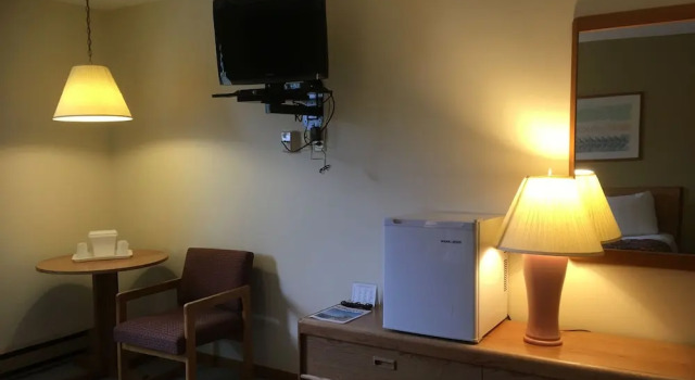 Двухместный номер Standard Value Host Motor Inn
